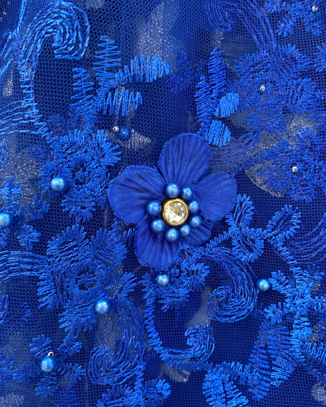 Flor bordada